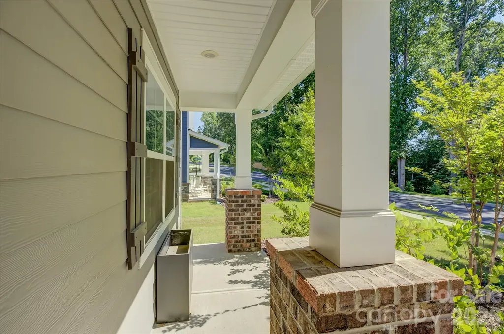 17812 New Mark Avenue Charlotte NC 28278