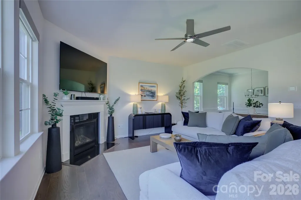 17812 New Mark Avenue Charlotte NC 28278