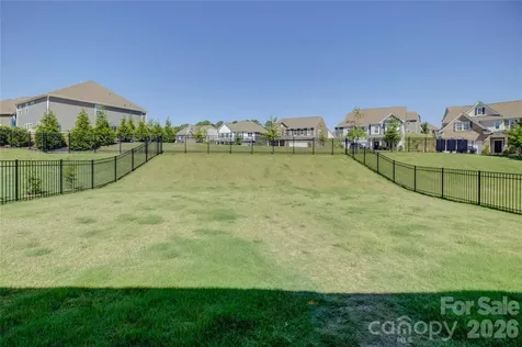 17812 New Mark Avenue Charlotte NC 28278