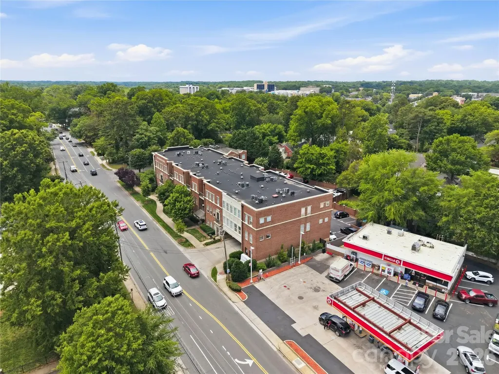 2946 Selwyn Avenue Charlotte NC 28209