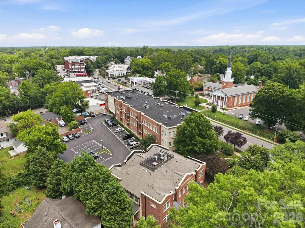 2946 Selwyn Avenue Charlotte NC 28209