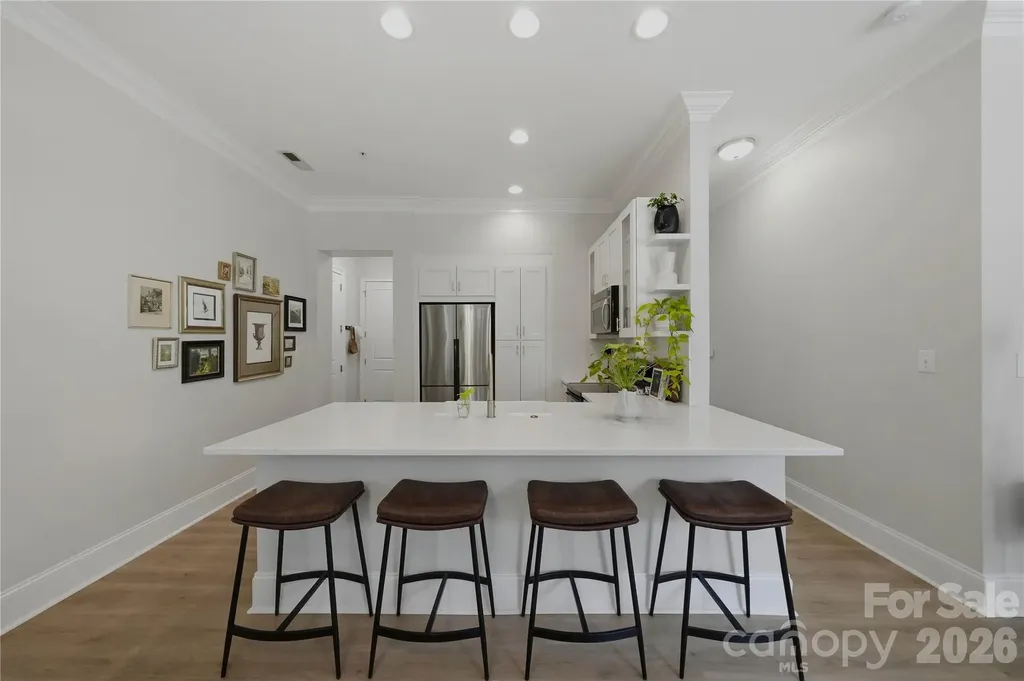 2946 Selwyn Avenue Charlotte NC 28209