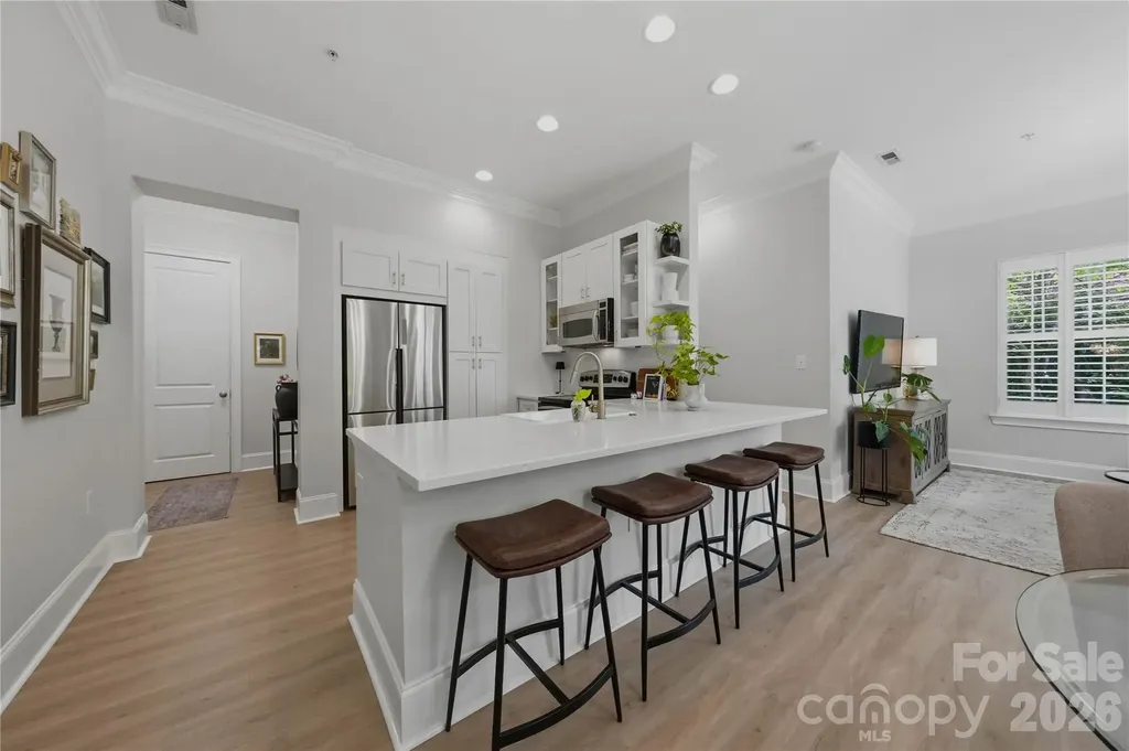 2946 Selwyn Avenue Charlotte NC 28209