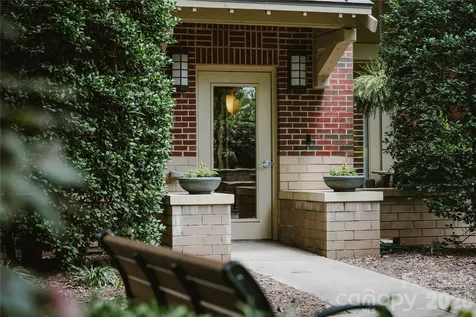 2946 Selwyn Avenue Charlotte NC 28209