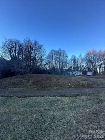 45 Windy Hollow Lane Newland NC 28657