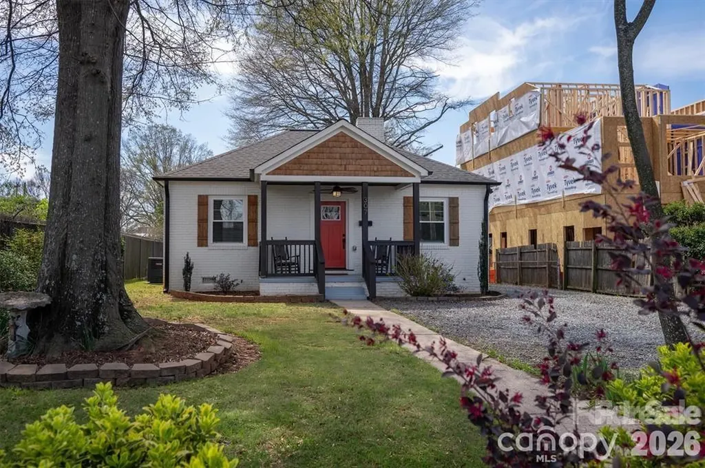 307 E Peterson Drive Charlotte NC 28203