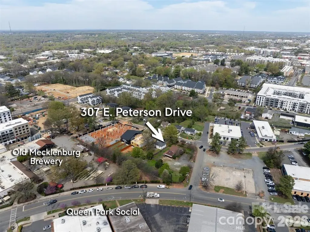 307 E Peterson Drive Charlotte NC 28203
