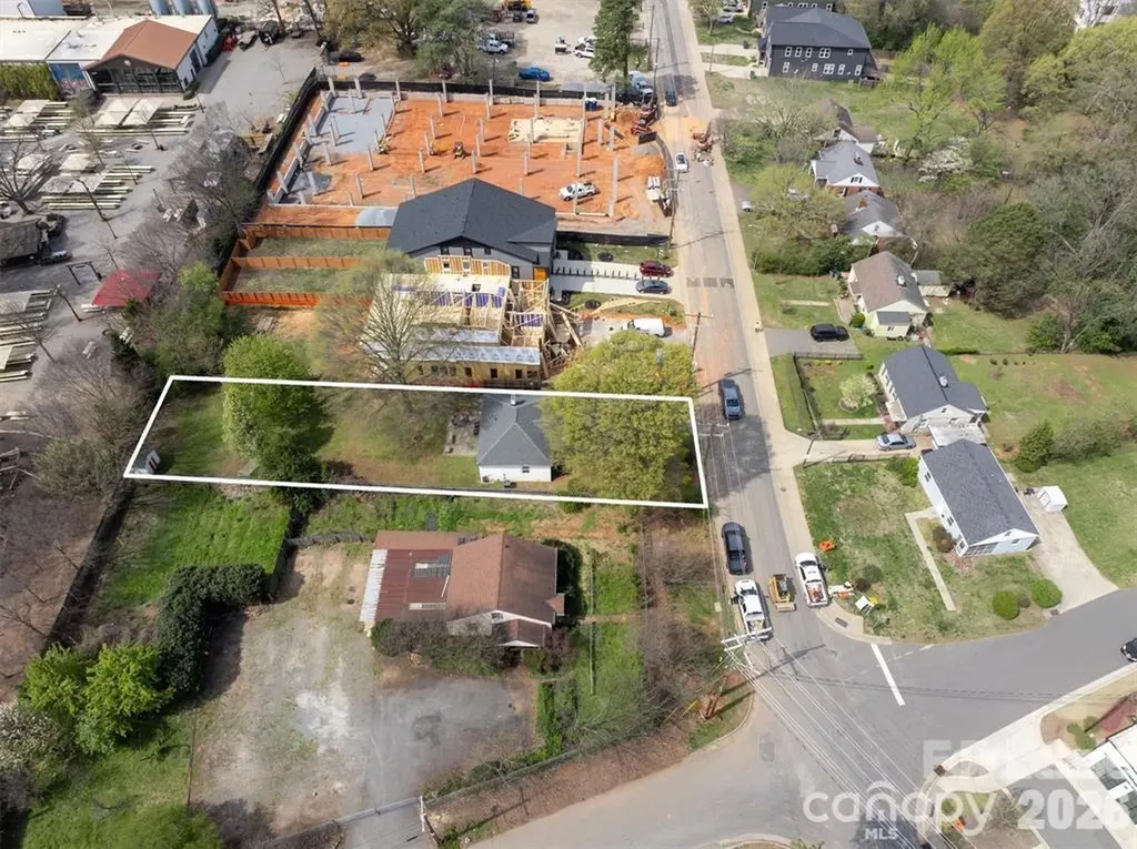 307 E Peterson Drive Charlotte NC 28203