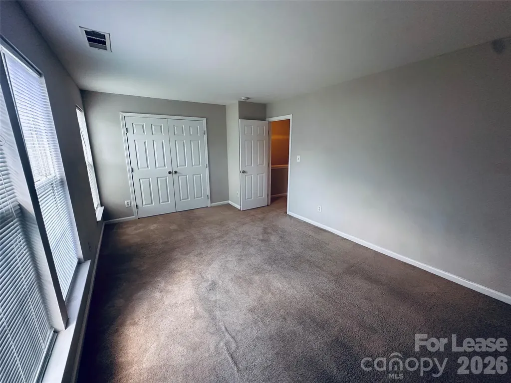 940 Tiger Lane Charlotte NC 28262