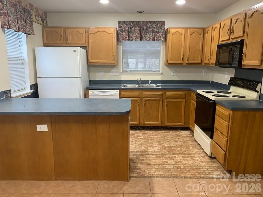 5745 Prescott Court Charlotte NC 28269