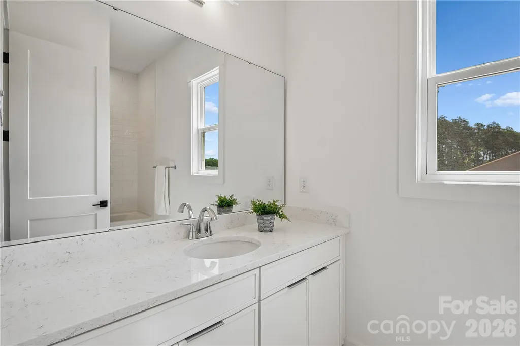 4213 Pinekirk Drive Charlotte NC 28269