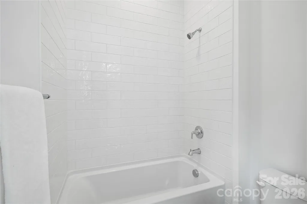4213 Pinekirk Drive Charlotte NC 28269