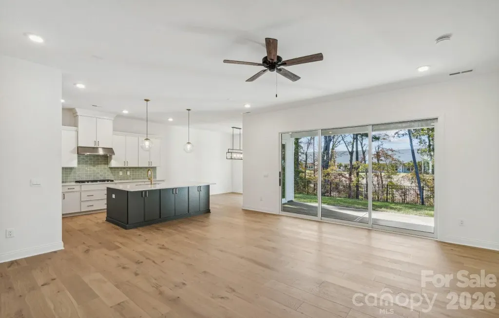 4213 Pinekirk Drive Charlotte NC 28269