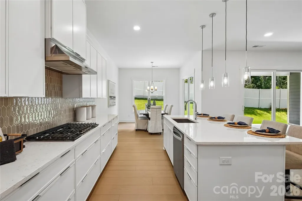 4213 Pinekirk Drive Charlotte NC 28269