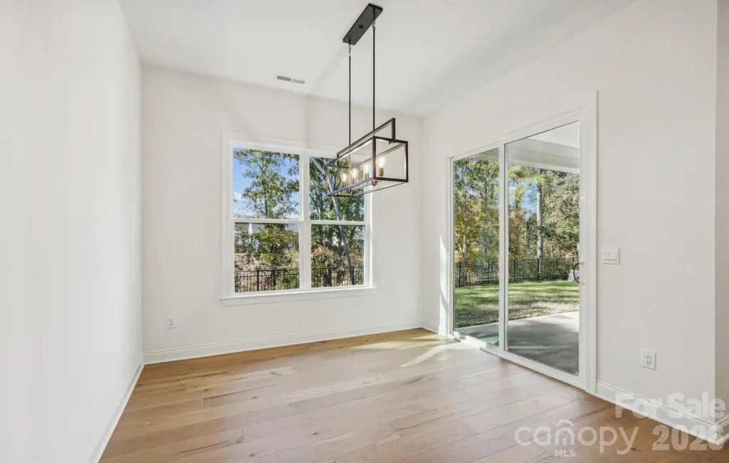 4213 Pinekirk Drive Charlotte NC 28269