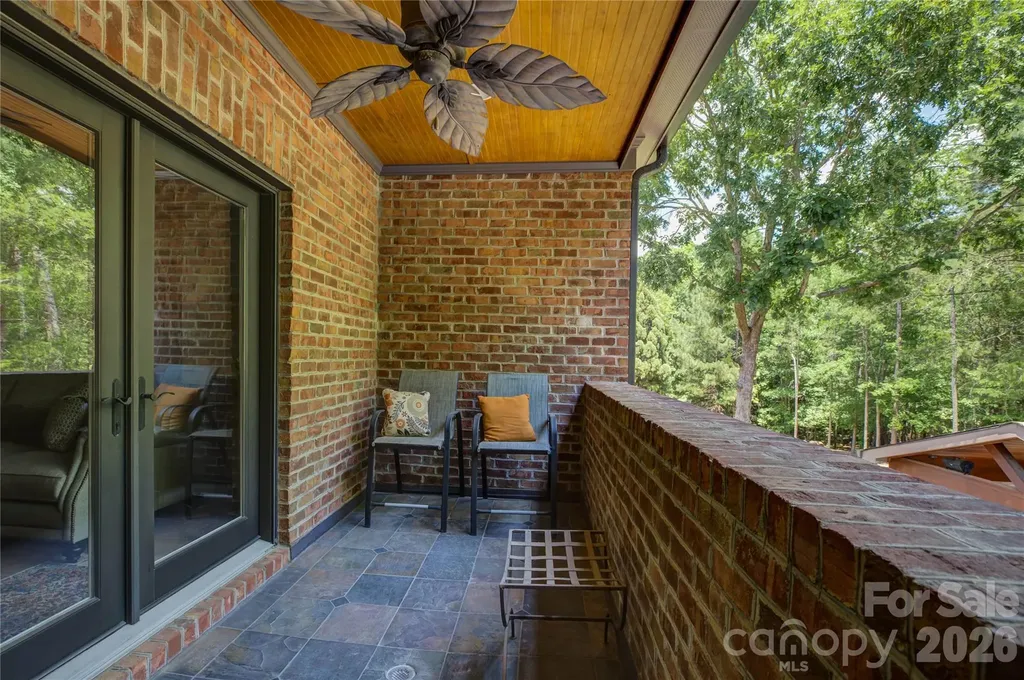 16946 Ashton Oaks Drive Charlotte NC 28278