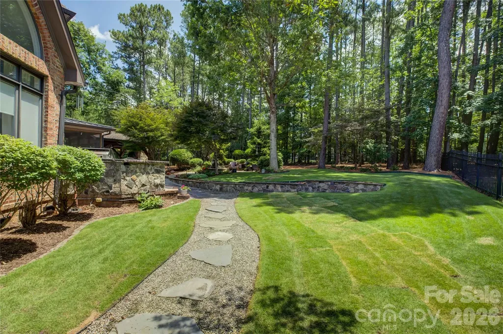 16946 Ashton Oaks Drive Charlotte NC 28278