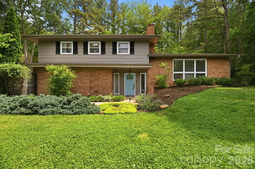 Asheville NC, 7 Woodbury Road
