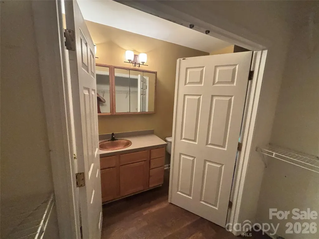 319 Glenn Bridge Road Arden NC 28704