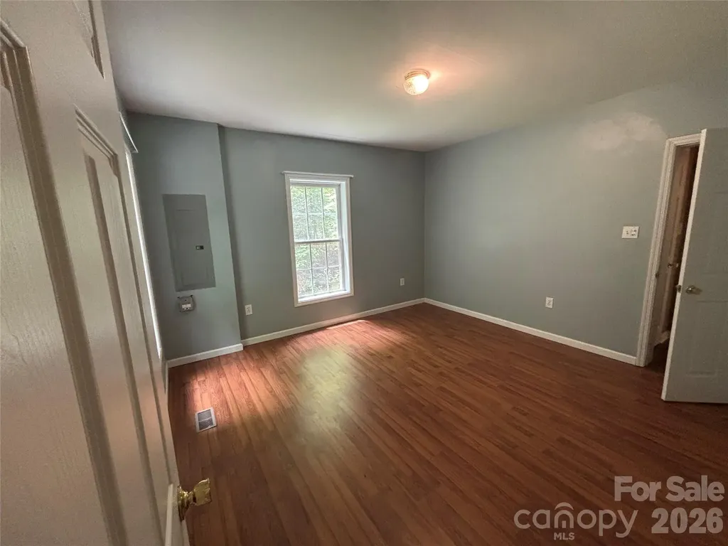 319 Glenn Bridge Road Arden NC 28704