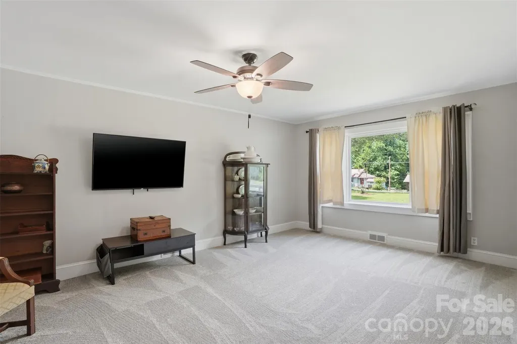 8785 Sugar Hill Road Marion NC 28752