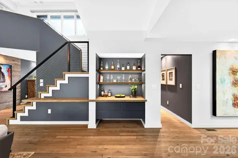 48 Woodvale Avenue Asheville NC 28804