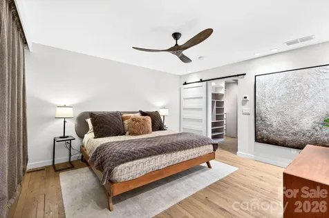 48 Woodvale Avenue Asheville NC 28804