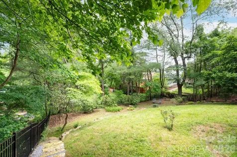 48 Woodvale Avenue Asheville NC 28804