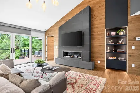 48 Woodvale Avenue Asheville NC 28804