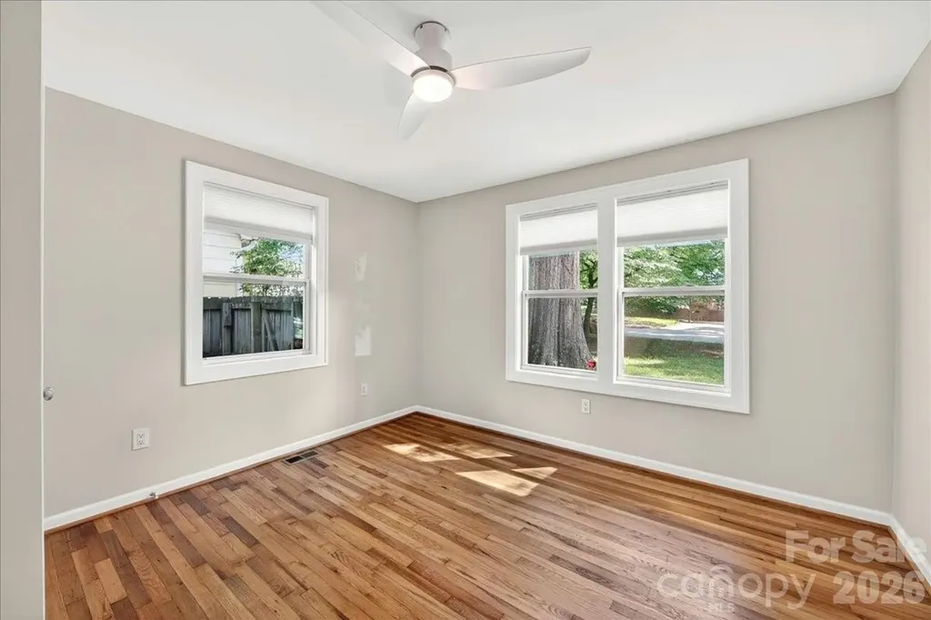 1204 Meadow Lane Charlotte NC 28205