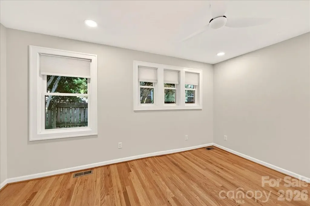 1204 Meadow Lane Charlotte NC 28205