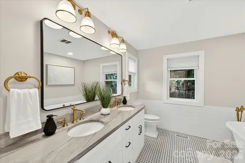 1204 Meadow Lane Charlotte NC 28205