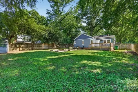 1204 Meadow Lane Charlotte NC 28205
