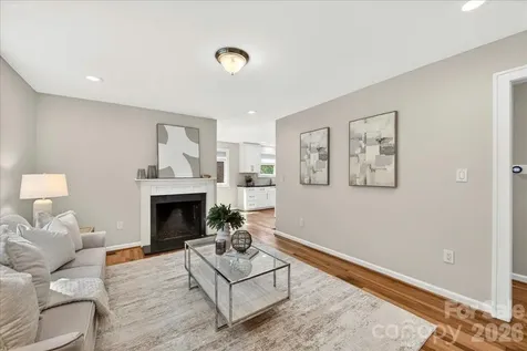 1204 Meadow Lane Charlotte NC 28205