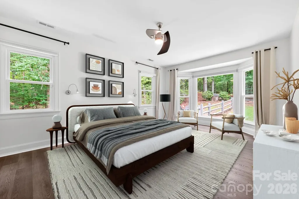 9131 N Pine Hill Lane Charlotte NC 28215