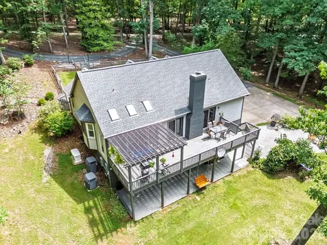 9131 N Pine Hill Lane Charlotte NC 28215