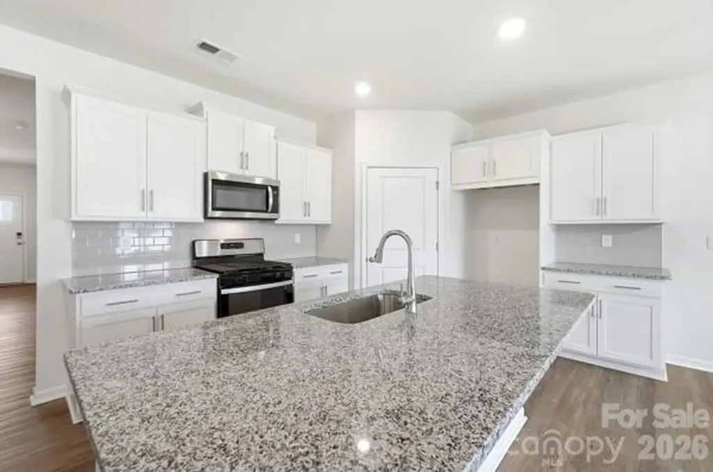 1843 Vanderlyn Street Monroe NC 28112