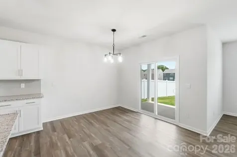 1843 Vanderlyn Street Monroe NC 28112
