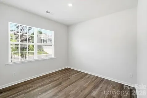1843 Vanderlyn Street Monroe NC 28112