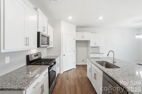 1843 Vanderlyn Street Monroe NC 28112