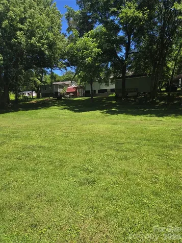 156 S Caldwell Avenue Newton NC 28658