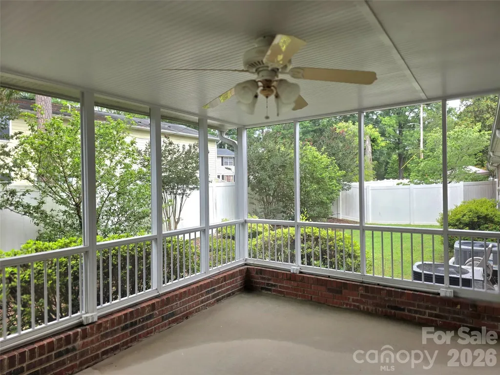 687 Carlton Drive Gastonia NC 28054