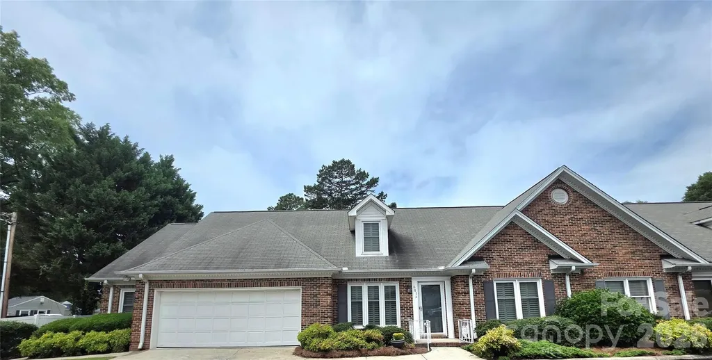 687 Carlton Drive Gastonia NC 28054