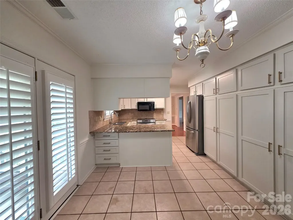 687 Carlton Drive Gastonia NC 28054