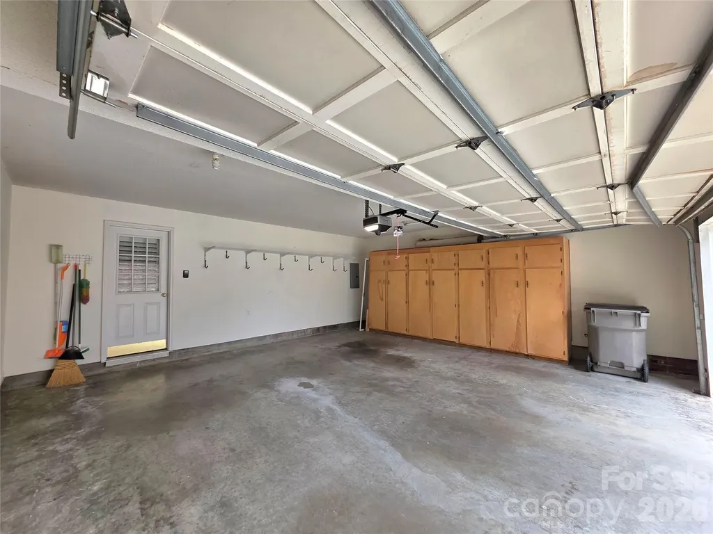 687 Carlton Drive Gastonia NC 28054