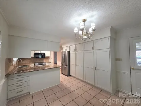 687 A Carlton Drive Gastonia NC 28054
