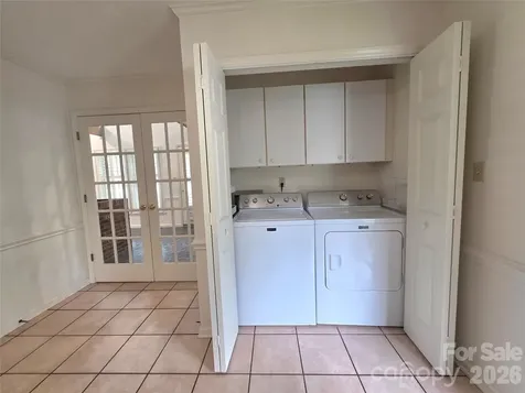 687 A Carlton Drive Gastonia NC 28054
