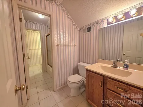 687 A Carlton Drive Gastonia NC 28054