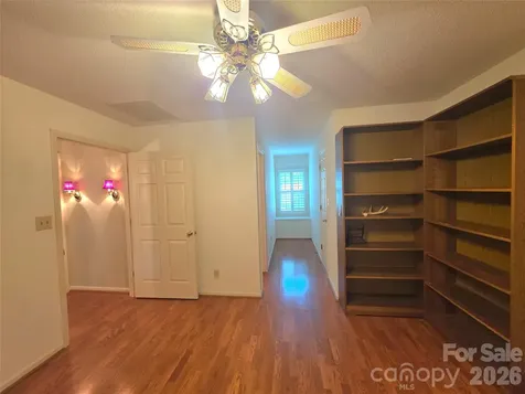 687 A Carlton Drive Gastonia NC 28054
