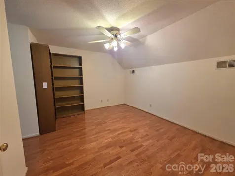 687 A Carlton Drive Gastonia NC 28054